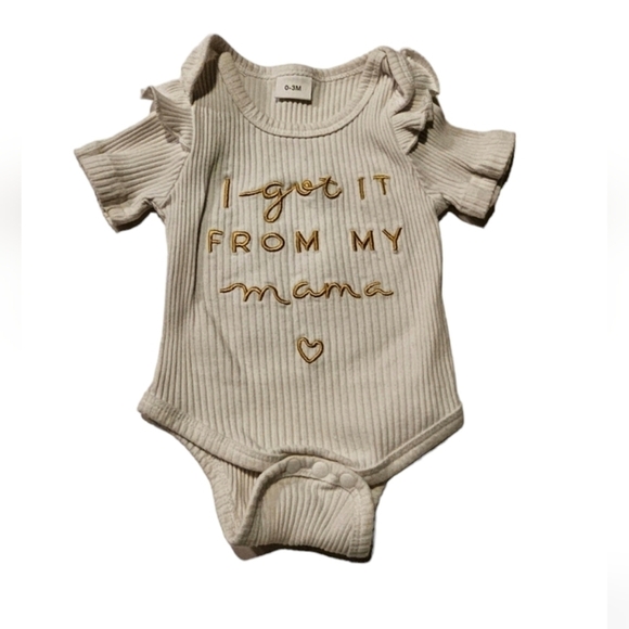 I Got It From My Mama Ruffled Sleeve White & Gold Ribbed Onsie Size 0-3 months - Picture 1 of 5